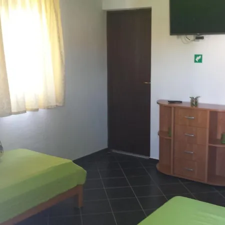 Pemita Apartamento Ražanj
