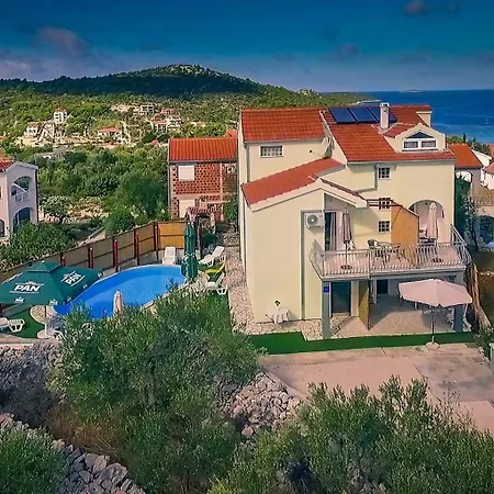 דירה Pemita Ražanj