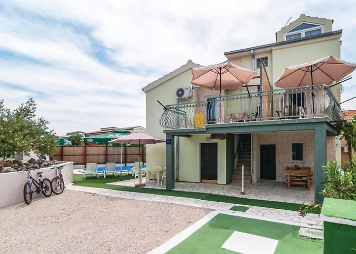 Pemita Appartement Ražanj